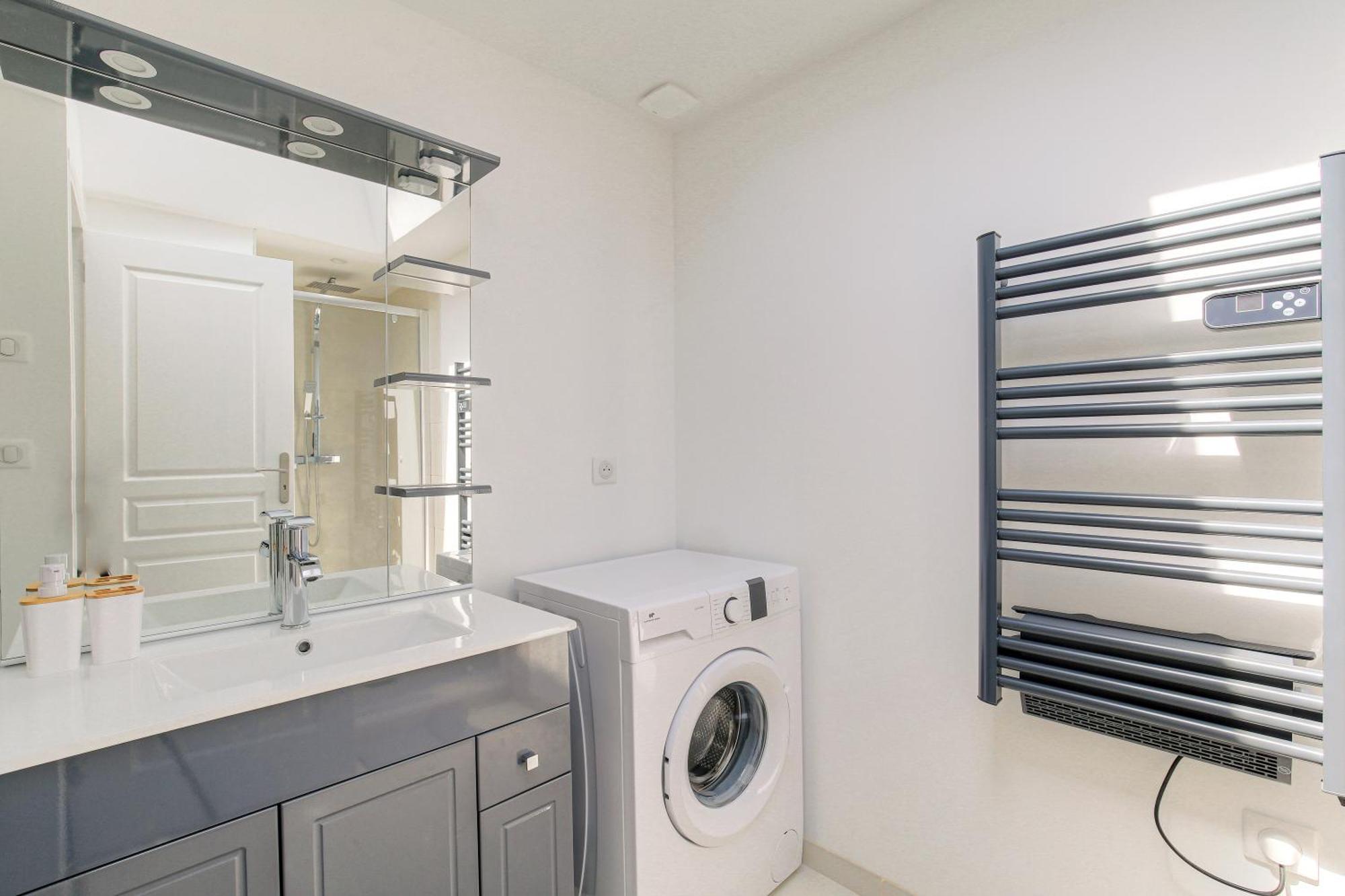 Maison Cosy Avec Terrasse A 15 Minutes De Lyon Et Wifi Rillieux-la-Pape Екстер'єр фото